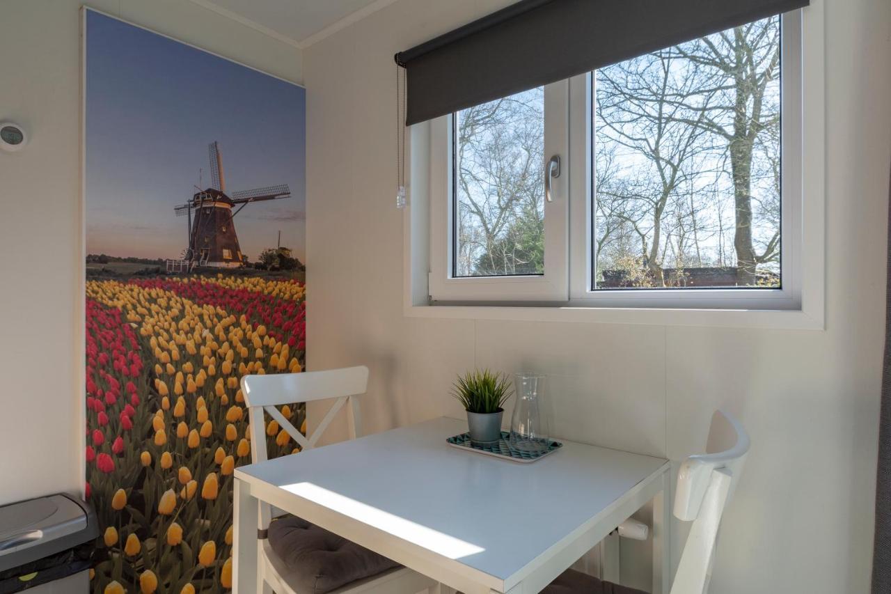 فيلا Chalet Studio Aqua - Campanula - Sint Maartenszee Sint Maartensvlotbrug المظهر الخارجي الصورة