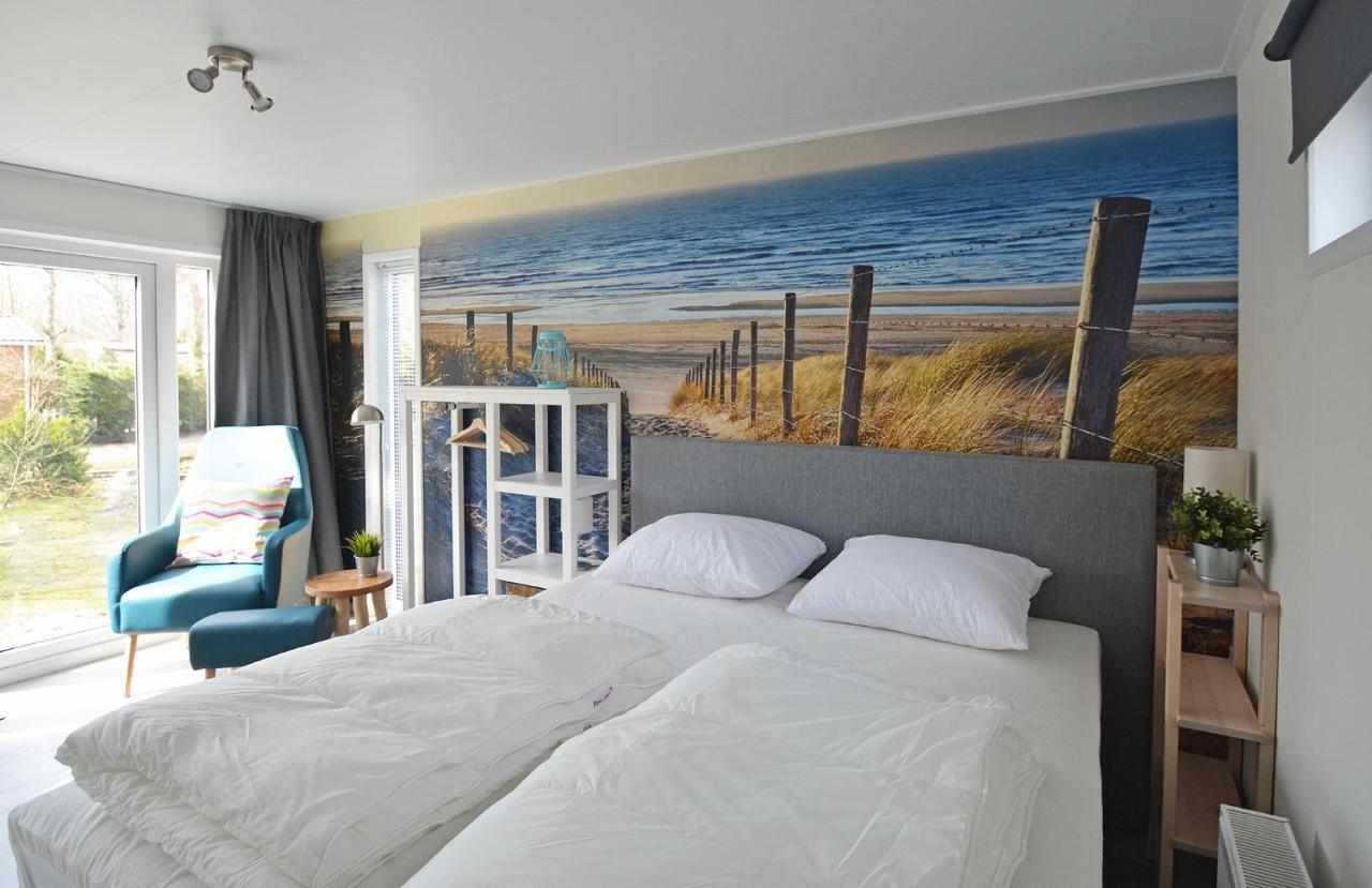 فيلا Chalet Studio Aqua - Campanula - Sint Maartenszee Sint Maartensvlotbrug المظهر الخارجي الصورة